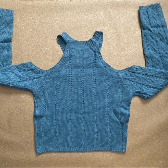 Blue Open-Shoulder Knit Cropped Sweater - Picture 2 of 5